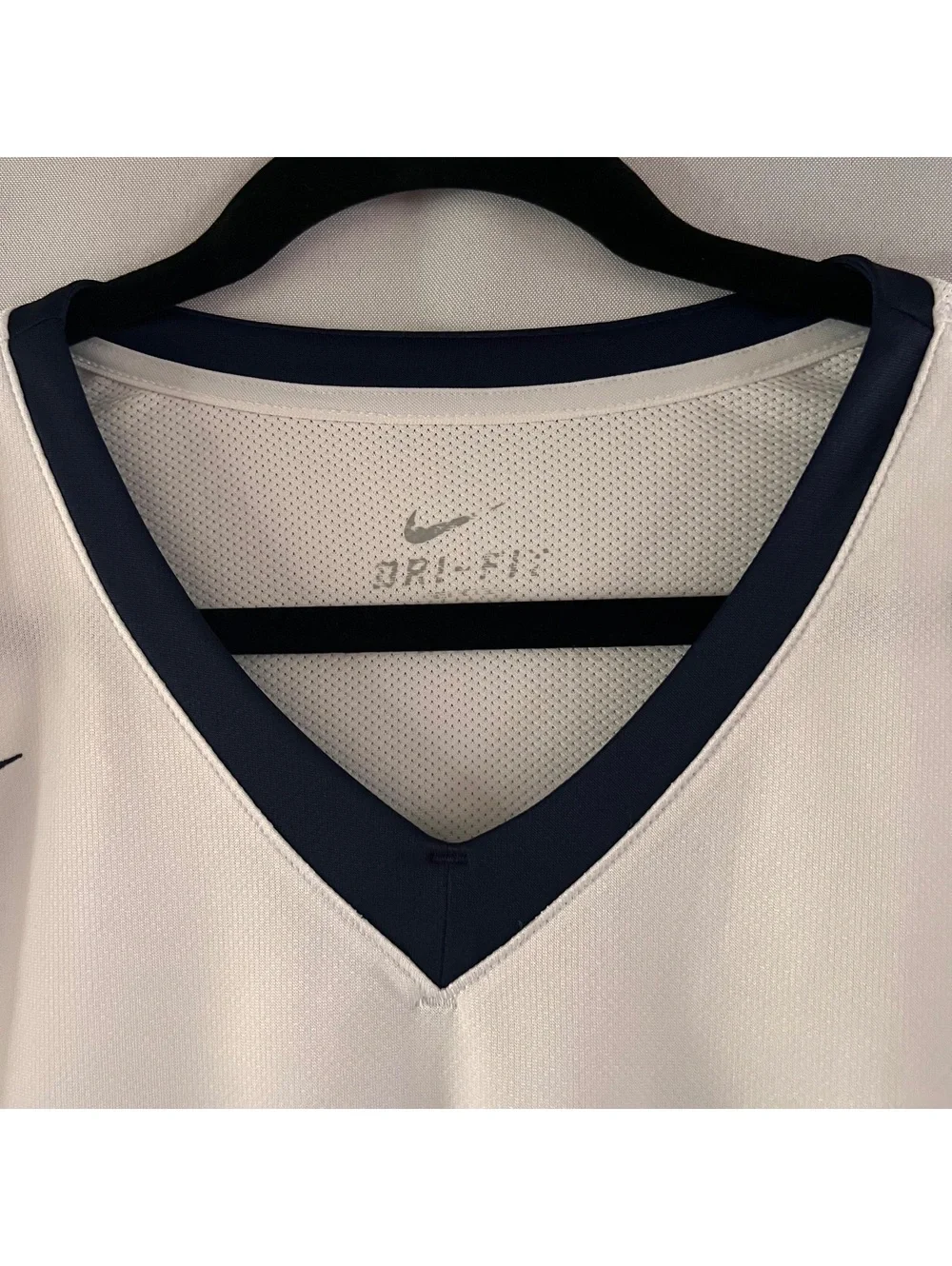 90s Vintage Nike Team XXL White Basketball Jersey with Black Trim